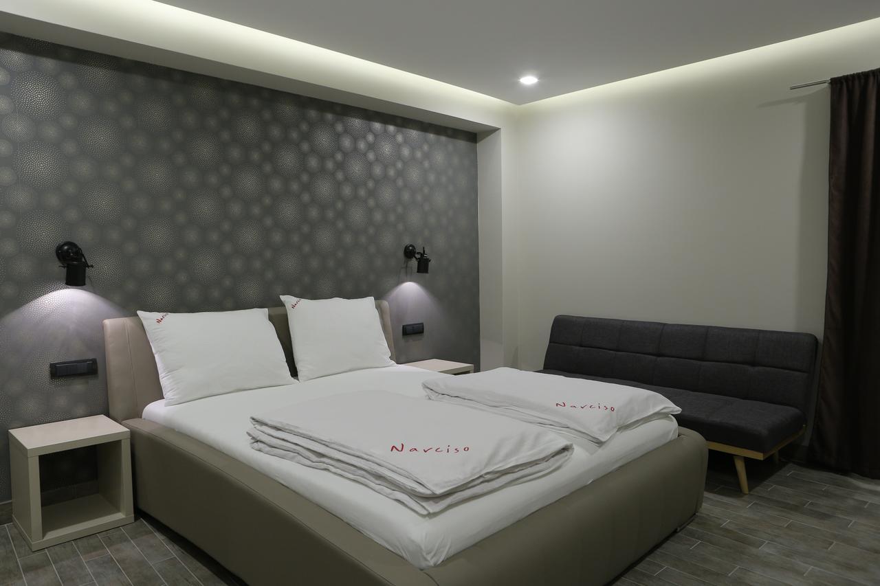 B&B Narciso Smederevska Palanka ภายนอก รูปภาพ